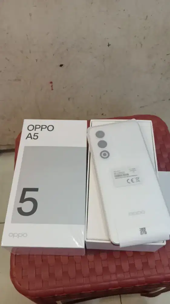 Oppo a5 ram 8+8/128 like new