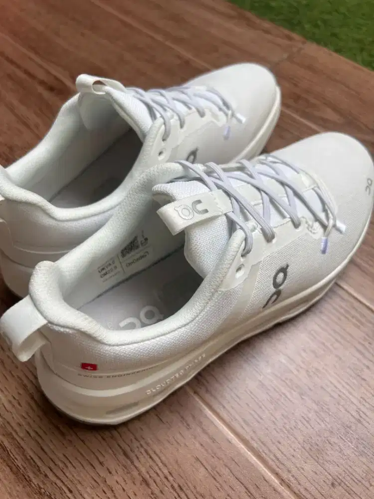 Sepatu Oncloud Cloudleap