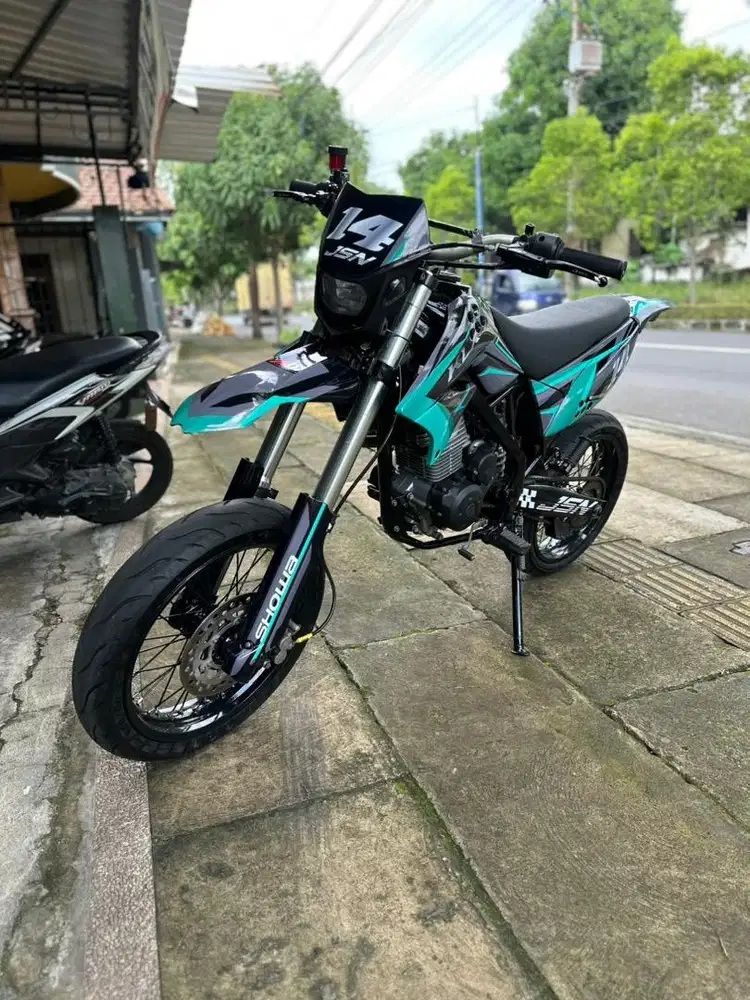 Kawasaki KLX 150CC 2012 Full Modif