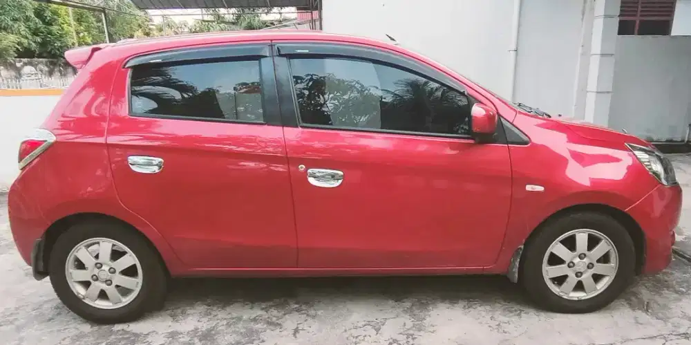 Di jual mobil Mitsubishi Mirage Mt 2014