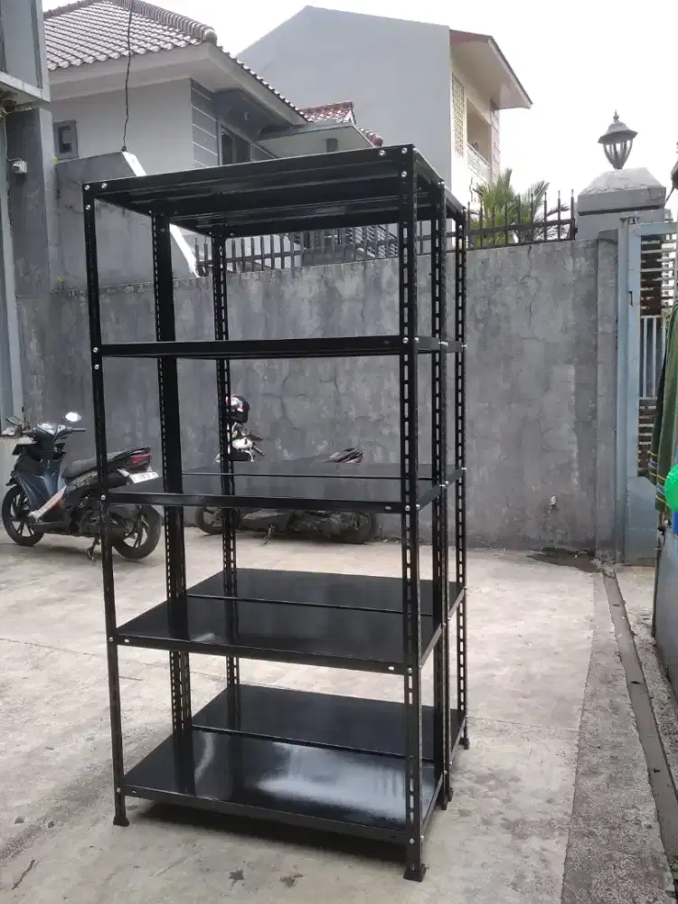 rak besi warna hitam bosku bandung ya