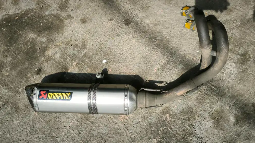 Knalpot Akrapovic Slovenia er6 er6F