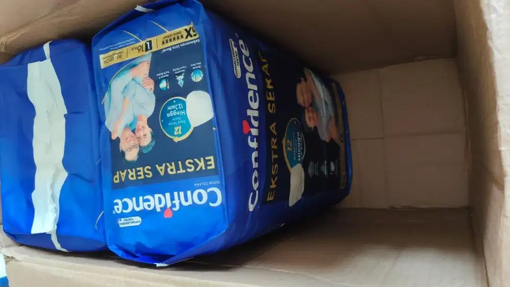 Pampers Lansia Confidence