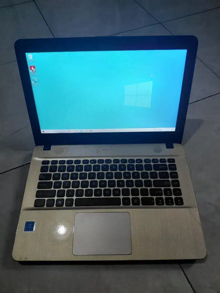 ASUS X441M N4000 RAM8 DDR4 SSD256GB