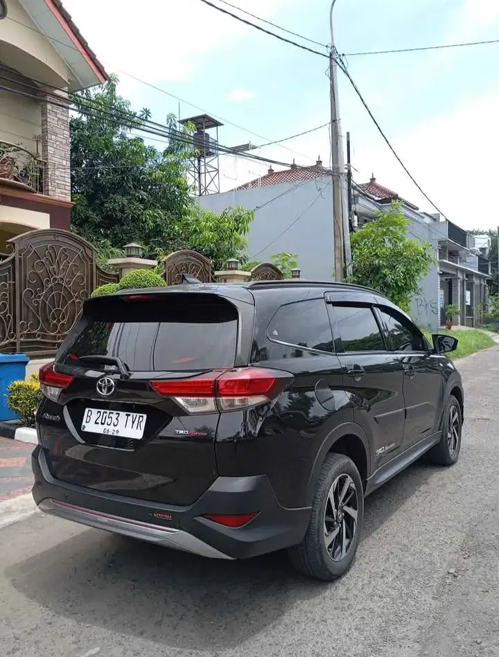 Rush trd sportivo2019,mulus seperti baru