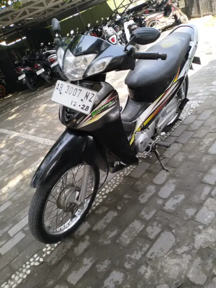 Karisma THN 2003 plat AB sleman