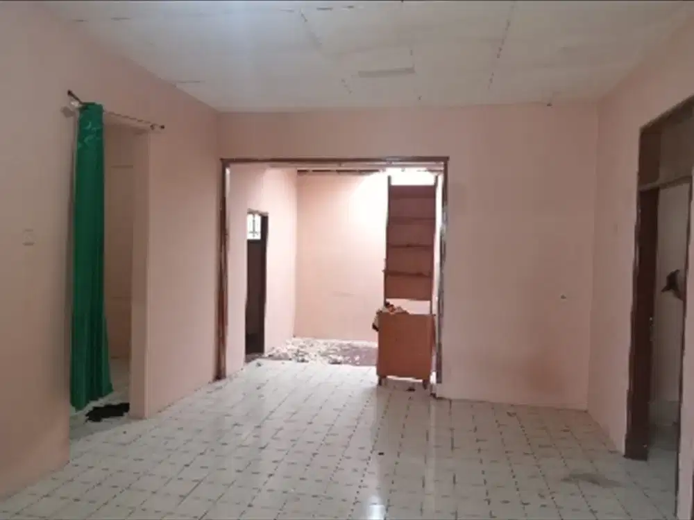 Rumah sewa Strategis sudah renovasi, Taman Kopo Indah