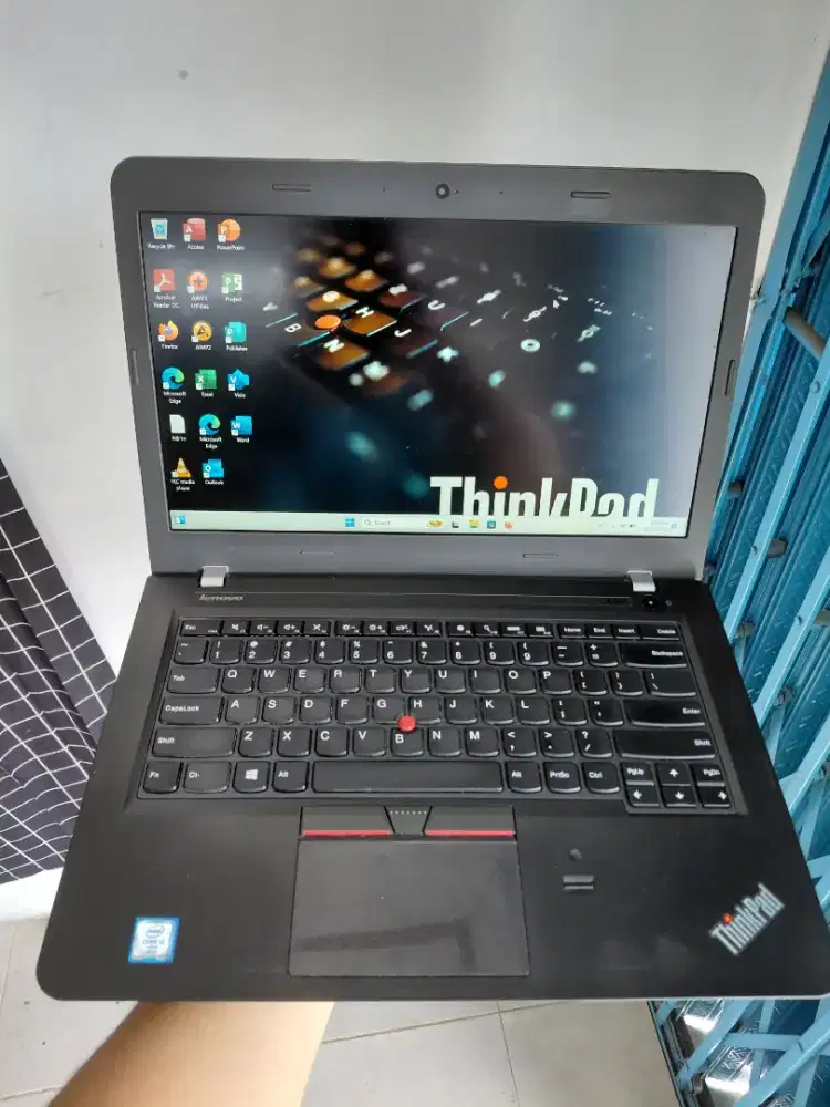 ThinkPad E460 i5 6300u/8/256 fhd Ips