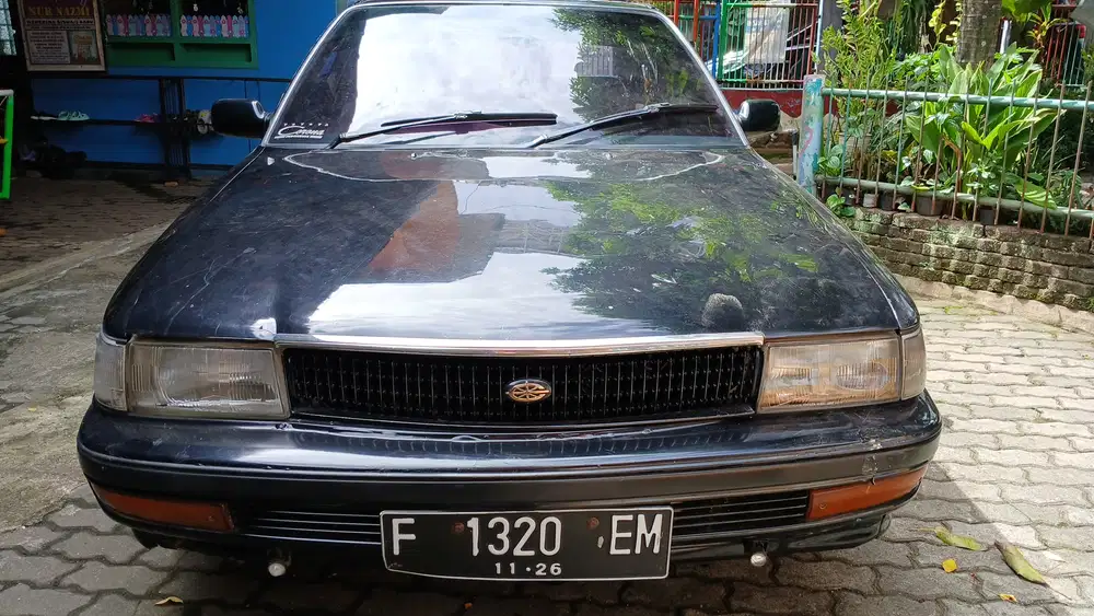 Toyota Corona 1990 Bensin