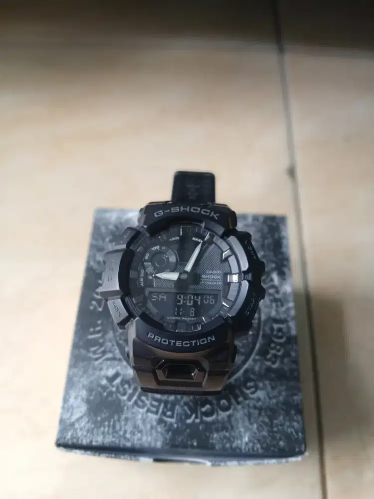 CASIO G-SHOCK GBA-900-1ADR