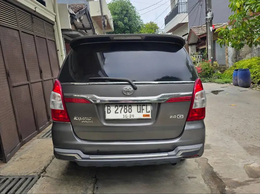 Toyota Kijang Innova Inova Barong G AT Matic Tahun 2014 Abu , 2015