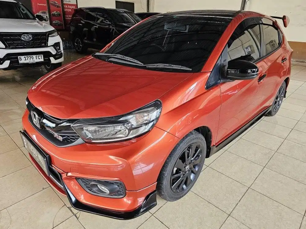 Honda All New Brio RS CVT Urbanite 2022 Oranye