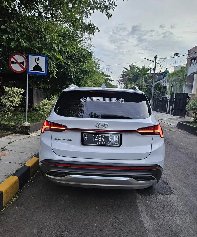 SANTA FE MULUS SEPERTI BARU