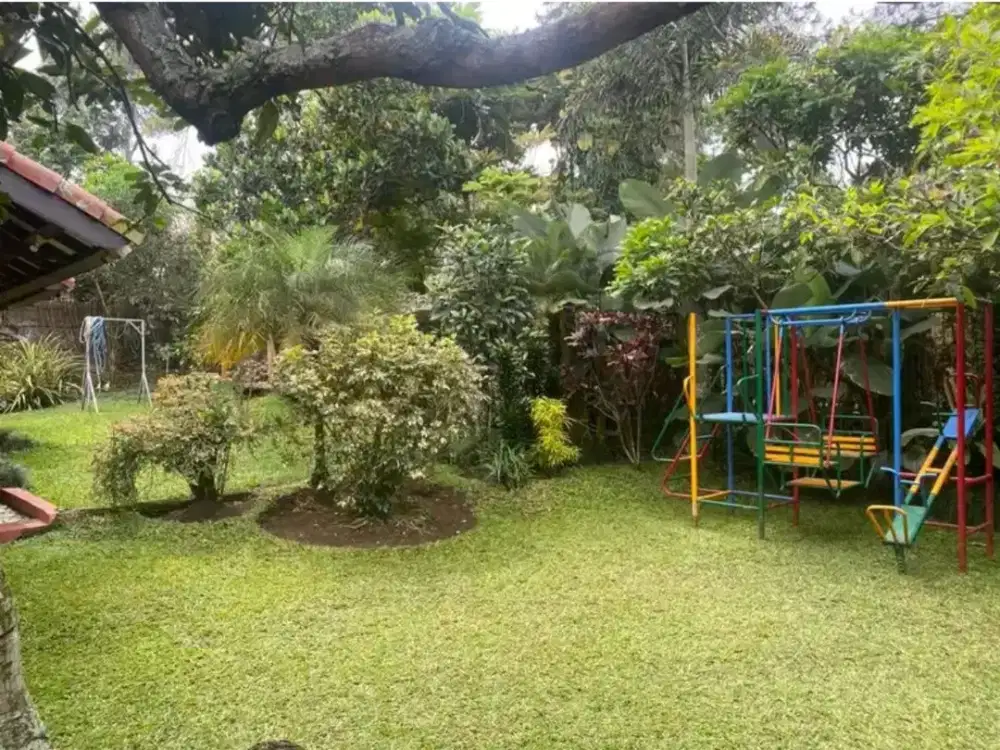 dijual rumah di cihanjuang