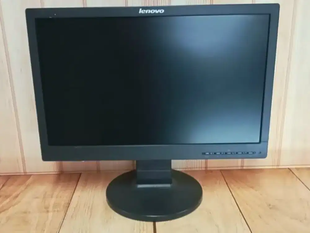 Lcd monitor LENOVO(19 inci)