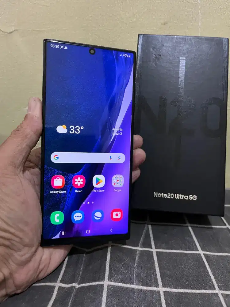 Samsung galaxy Note 20 ultra 5G 
12/256