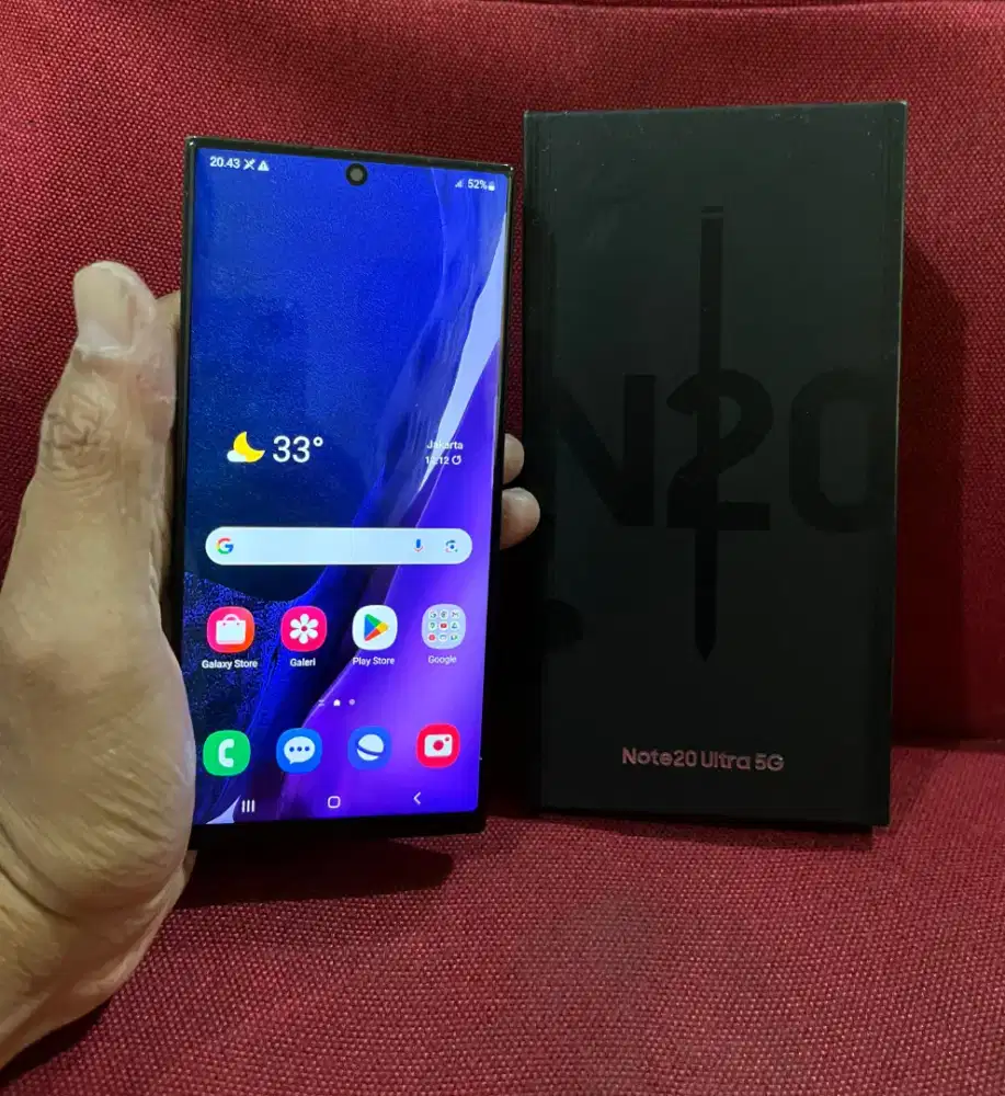 Samsung galaxy Note 20 ultra 5G 
12/256