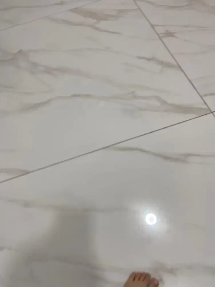 Dibutuhkan Pramuniaga dan packing toko