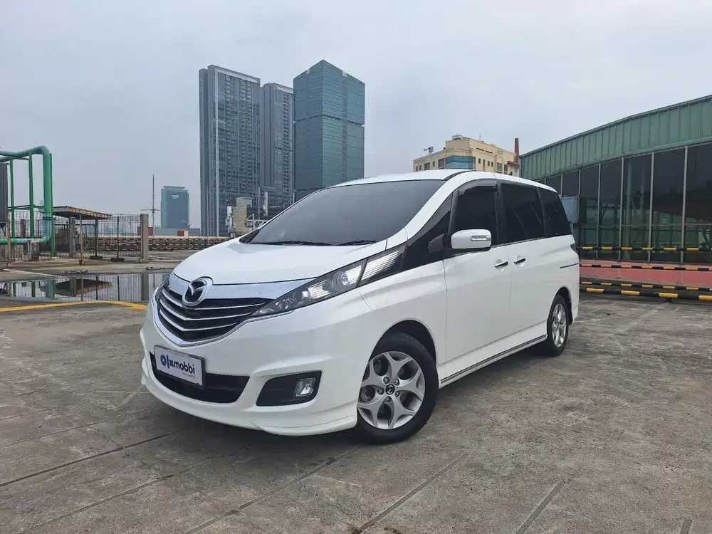 Pajak Panjang - Mazda Biante 2.0 Bensin-AT 2015