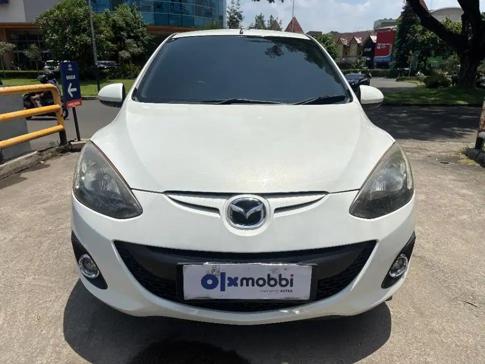 LOW DP Mazda 2 1.5 V Bensin-AT 2013 EKR