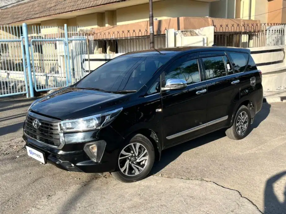 TOYOTA KIJANG INNOVA 2.0 V BENSIN MANUAL 2022