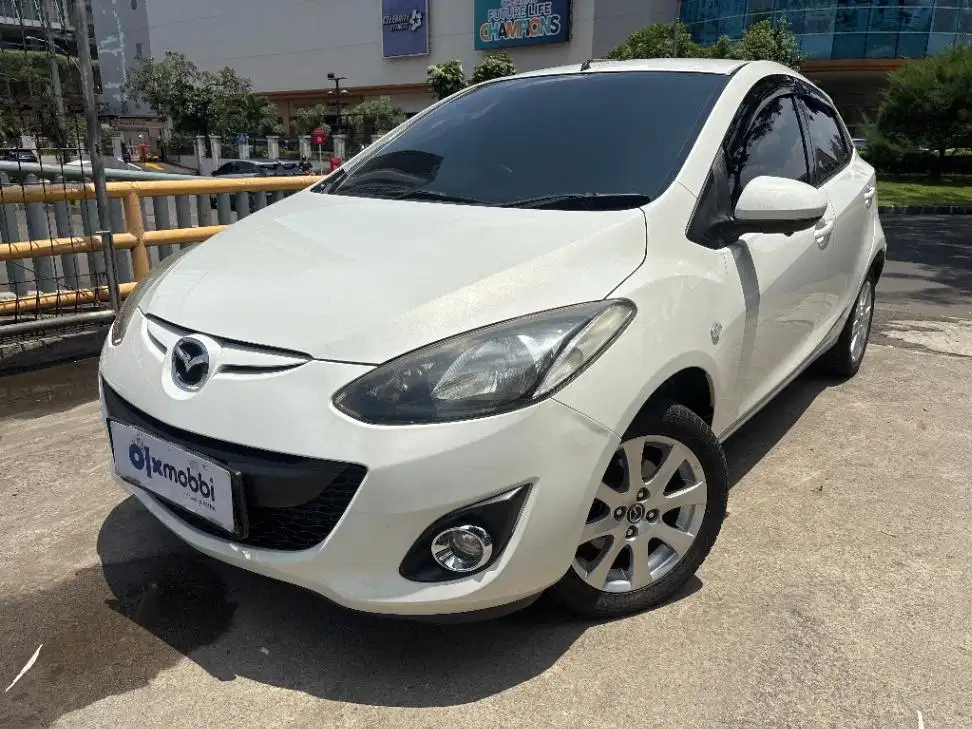 LOW DP Mazda 2 1.5 V Bensin-AT 2013 EKR