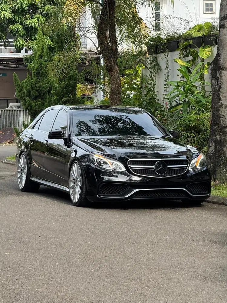 Mercedes Benz W212 E-Class Upgrade Facelift
