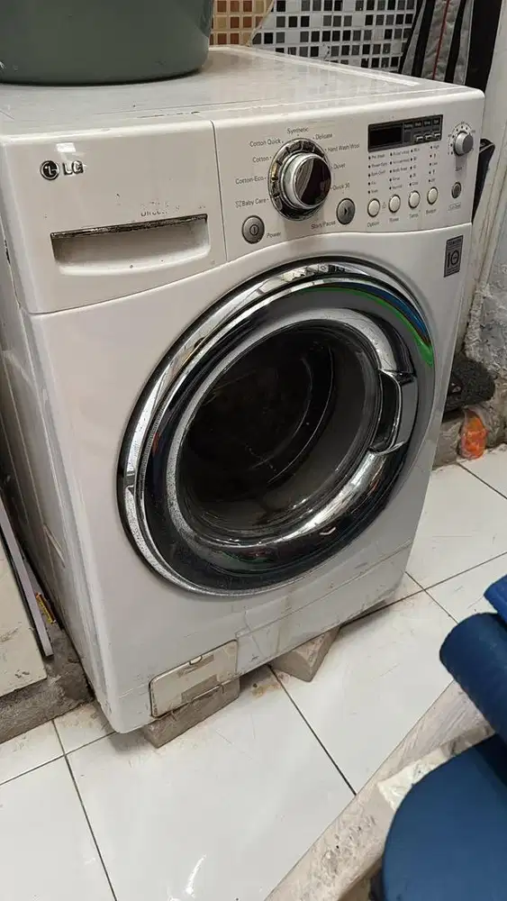 Mesin cuci LG FRONT LOADING 12 kg
