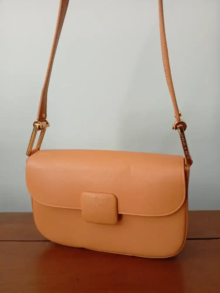 Pre-Loved Koleksi Tas Charles & Keith (ORI)
