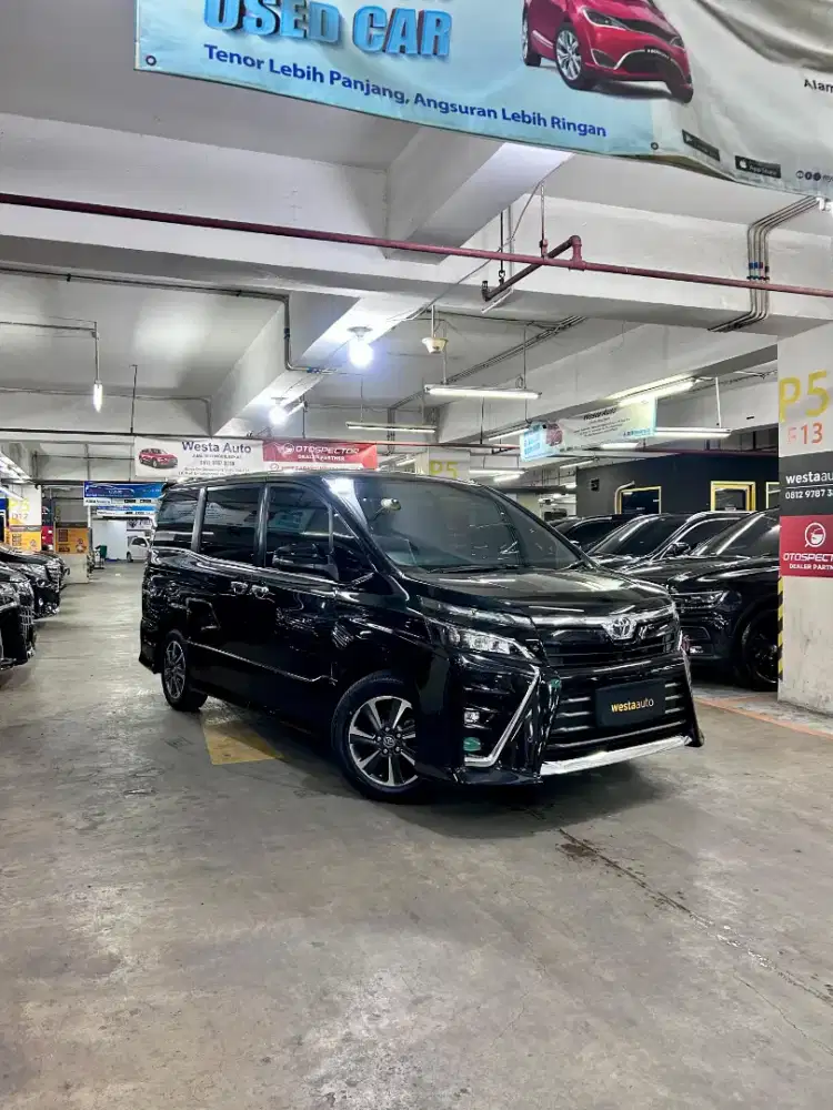 KM 49rb Toyota Voxy 2.0 AT 2018 istimewa like new 2019
