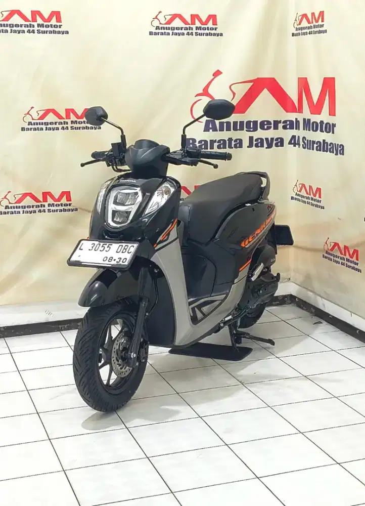 Km 400 Honda Genio CBS Tahun 2025 Warna Hitam silver