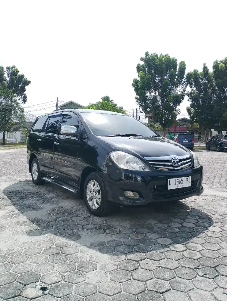 Innova G 2.0 bensin MT 2010