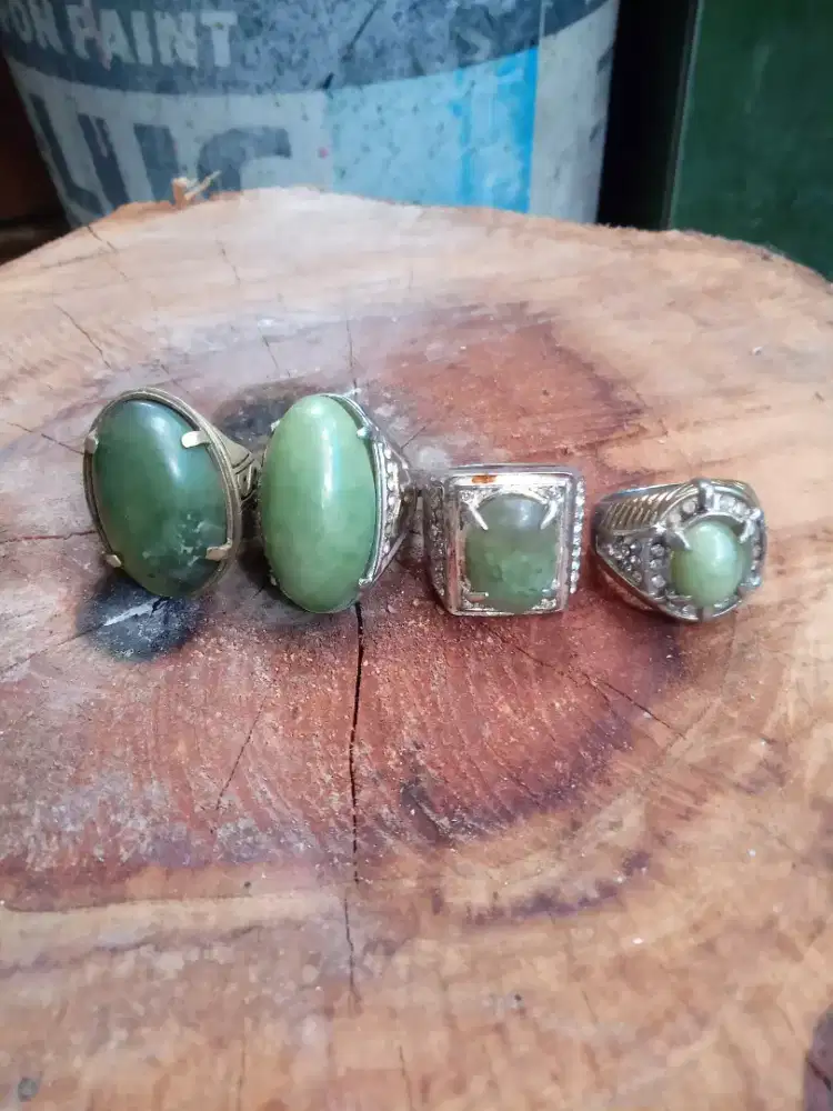 Batu giok sungai dare padang