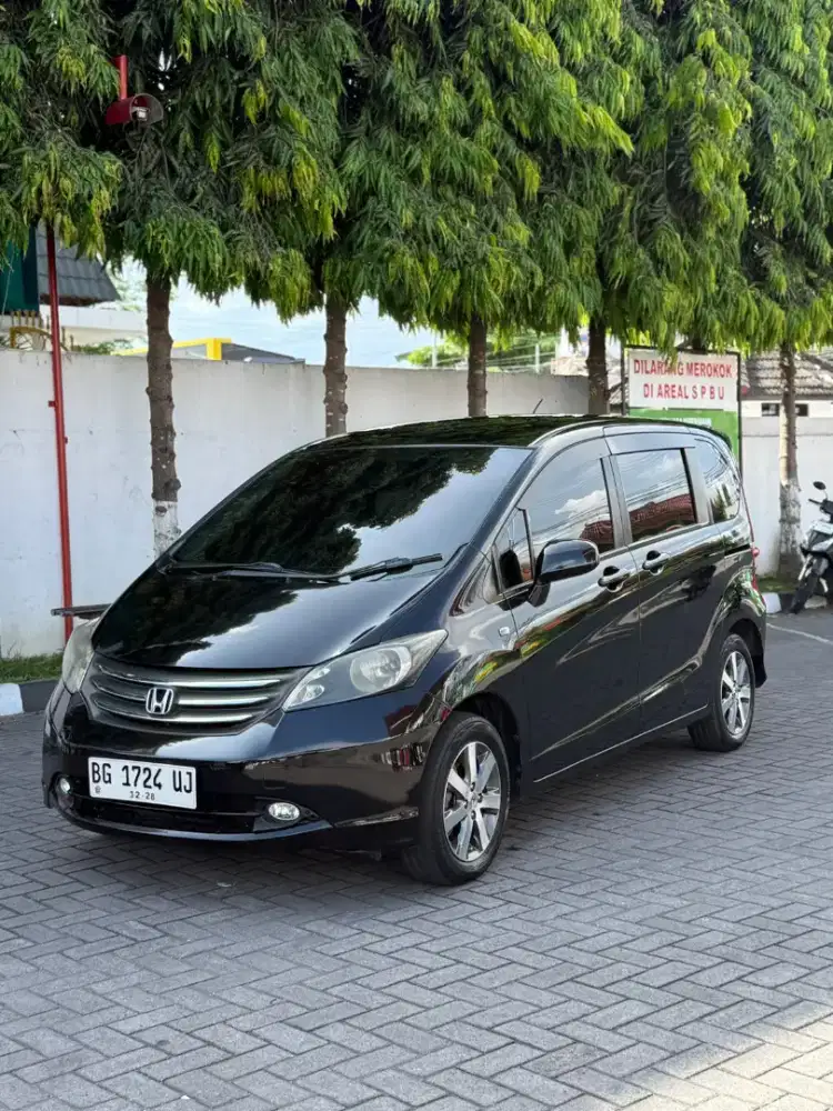 Honda Freed PSD Tahun 2009 AT