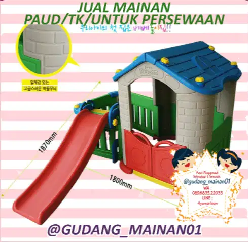 Playground Indoor Rumah-rumahan dengan pagar dan perosotan