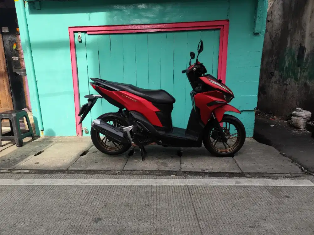 Honda vario 125 new keyless 2024 km 7xxx istimewa