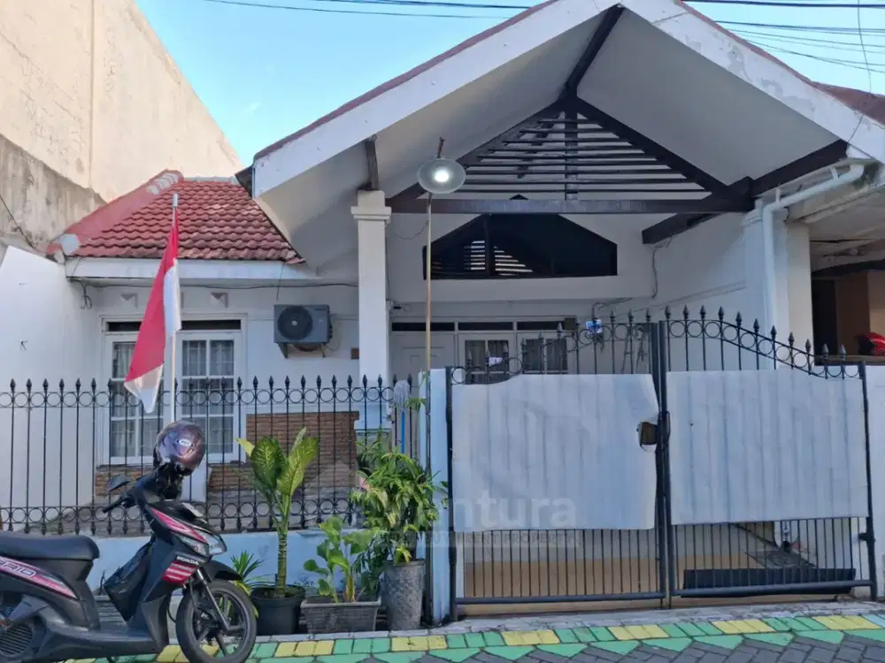 Dijual Rumah Terawat Siap Huni di Pabean Asri, dekat Bandara Juanda, Waru, Sedati, Tropodo, Deltasari, Berbek, Pondok Tjandra (Candra)