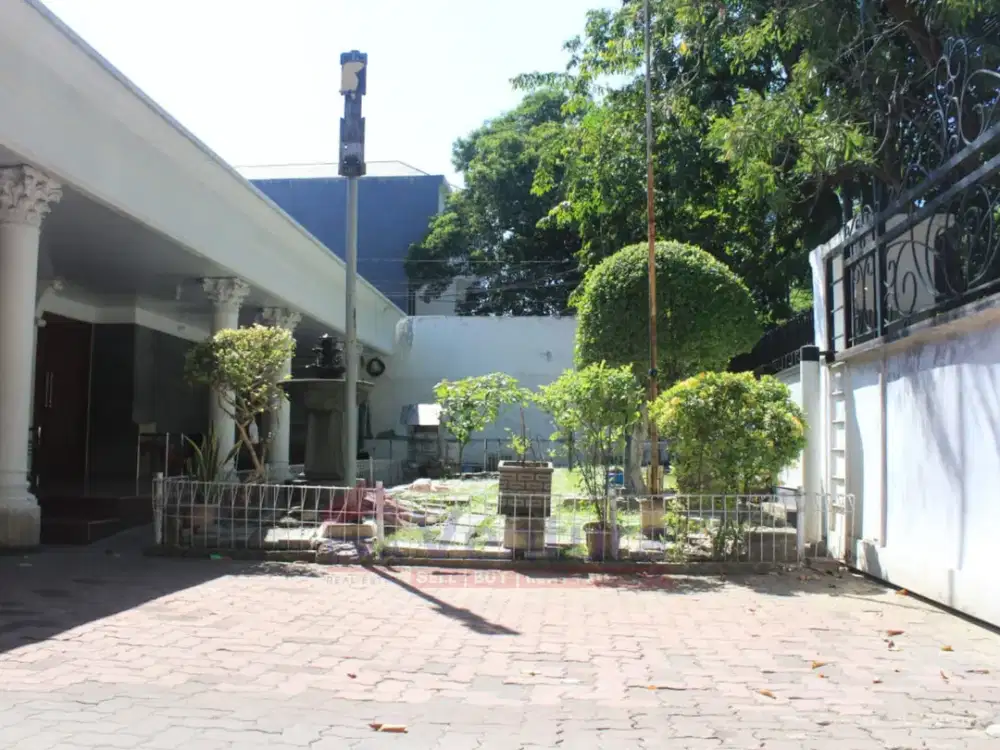 Disewakan Rumah di Pusat Kota Surabaya di Jl Polisi Istimewa, dekat Raya Darmo, COcok untuk Komersil/Usaha