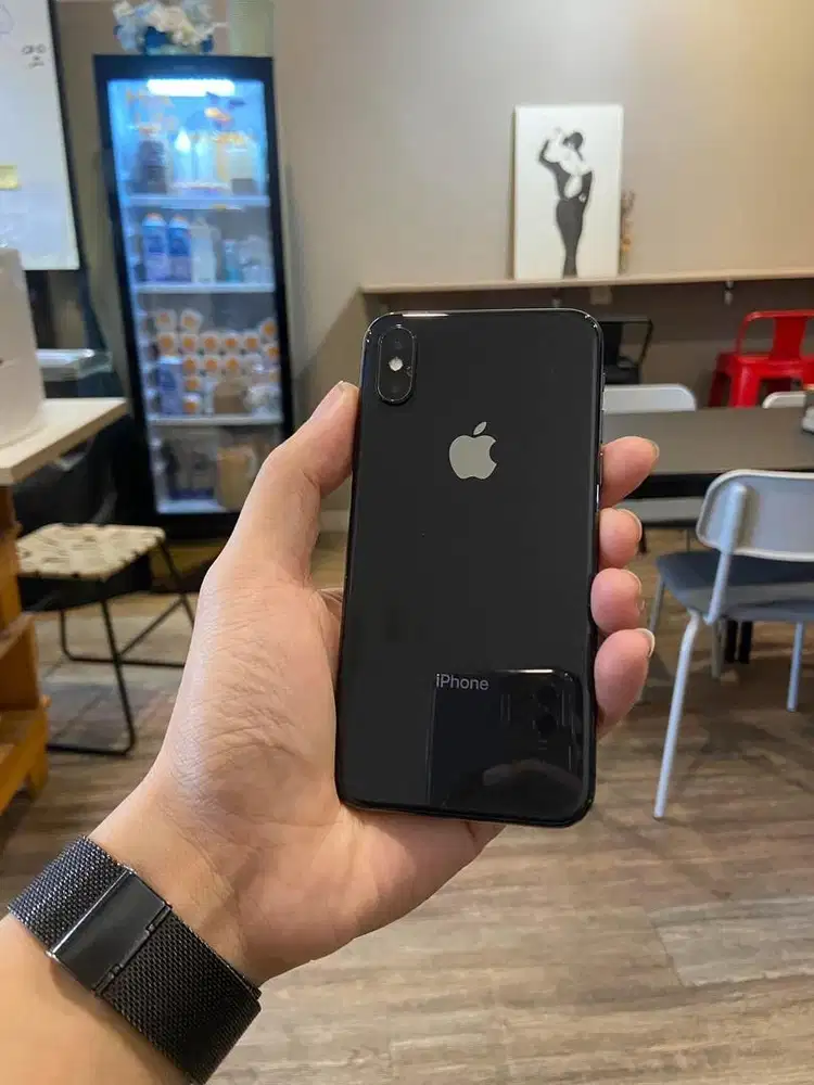 Dijual iPhone X 256gb sinyal aman all operator aktivasi lama