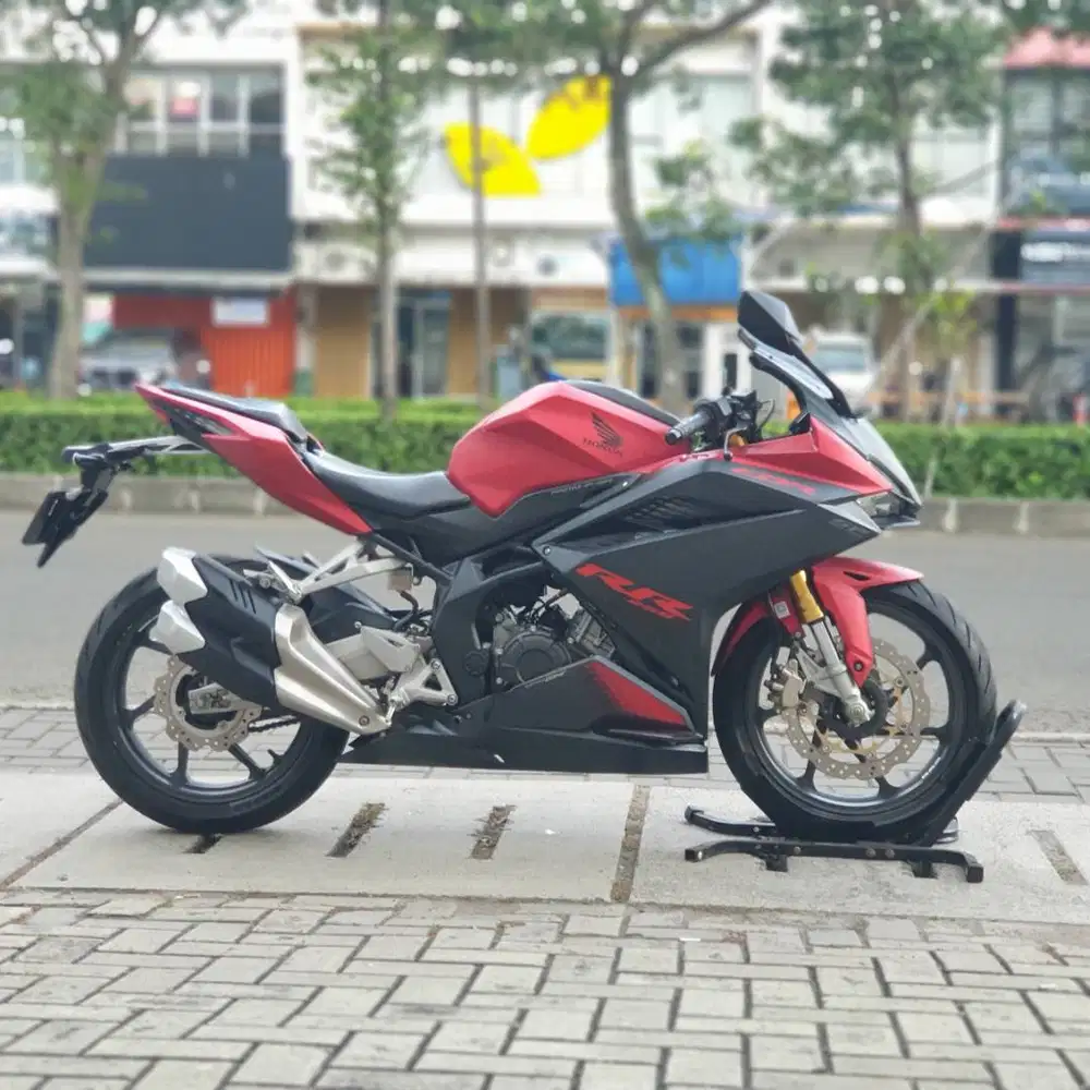 HONDA NEW CBR250RR ABS SP QS MERAH 2022 KM LOW PAJAK PANJANG SUPERB