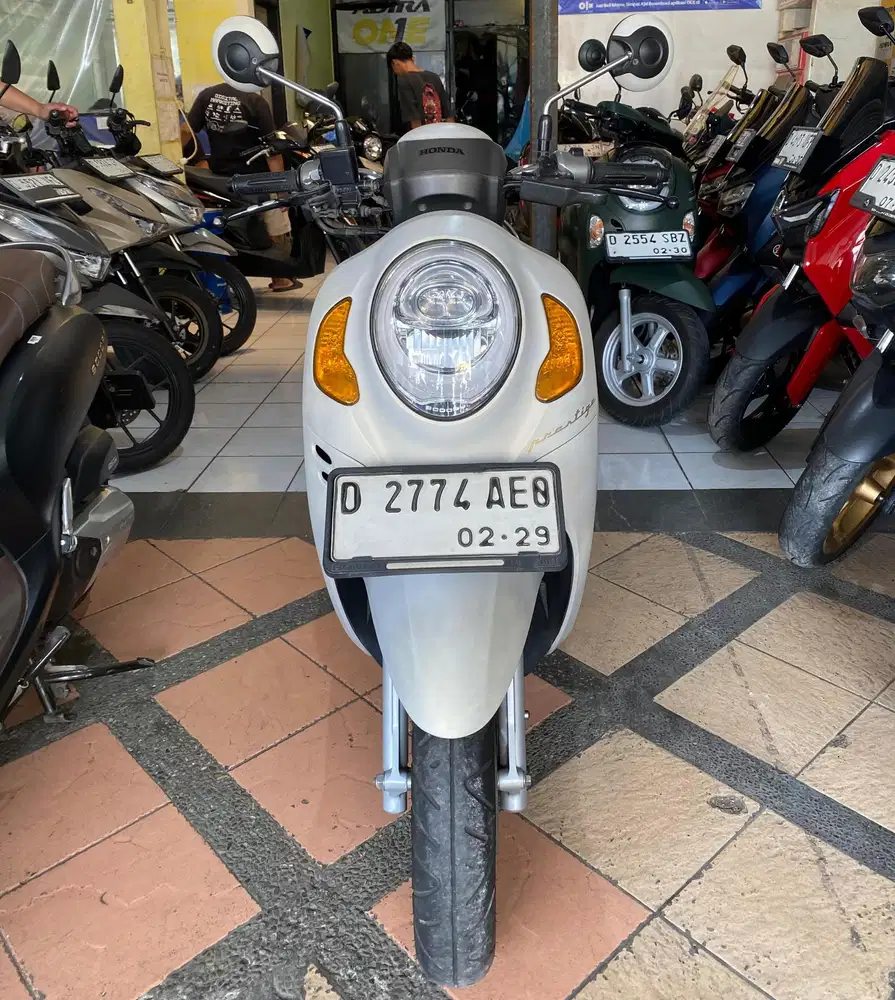HONDA SCOOPY PRESTIGE 2024