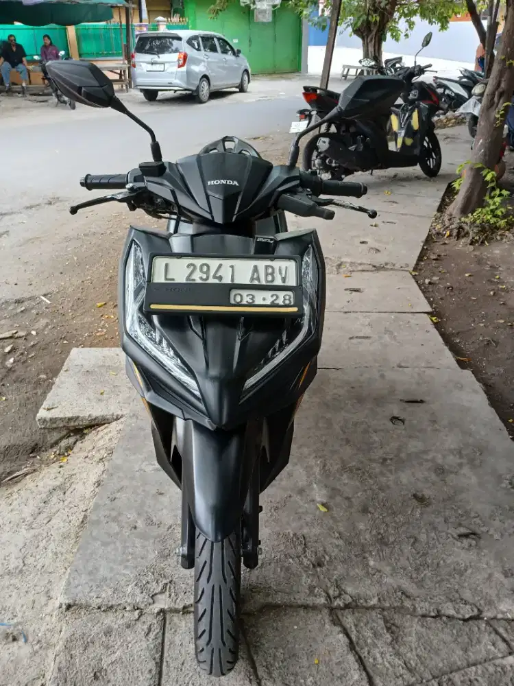 Vario 125 2023 km 26 istimewa siap pakai samsat manyar