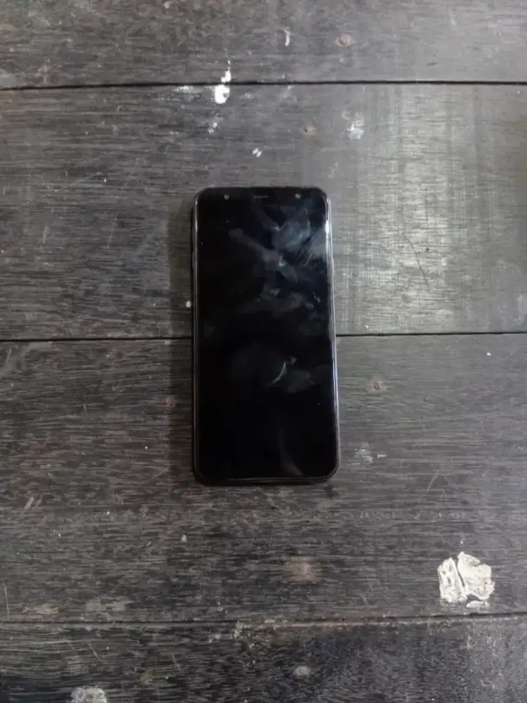 Samsung J4plus 3/32gb