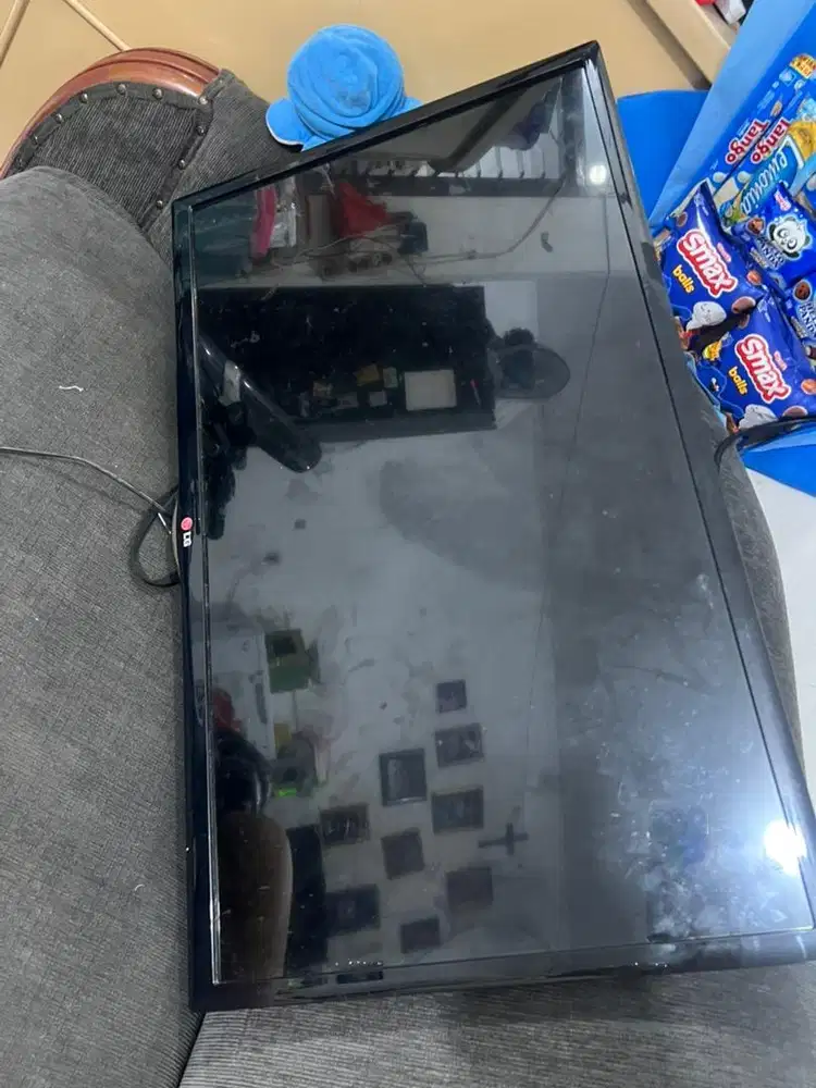 tv LG 32inch bekas
