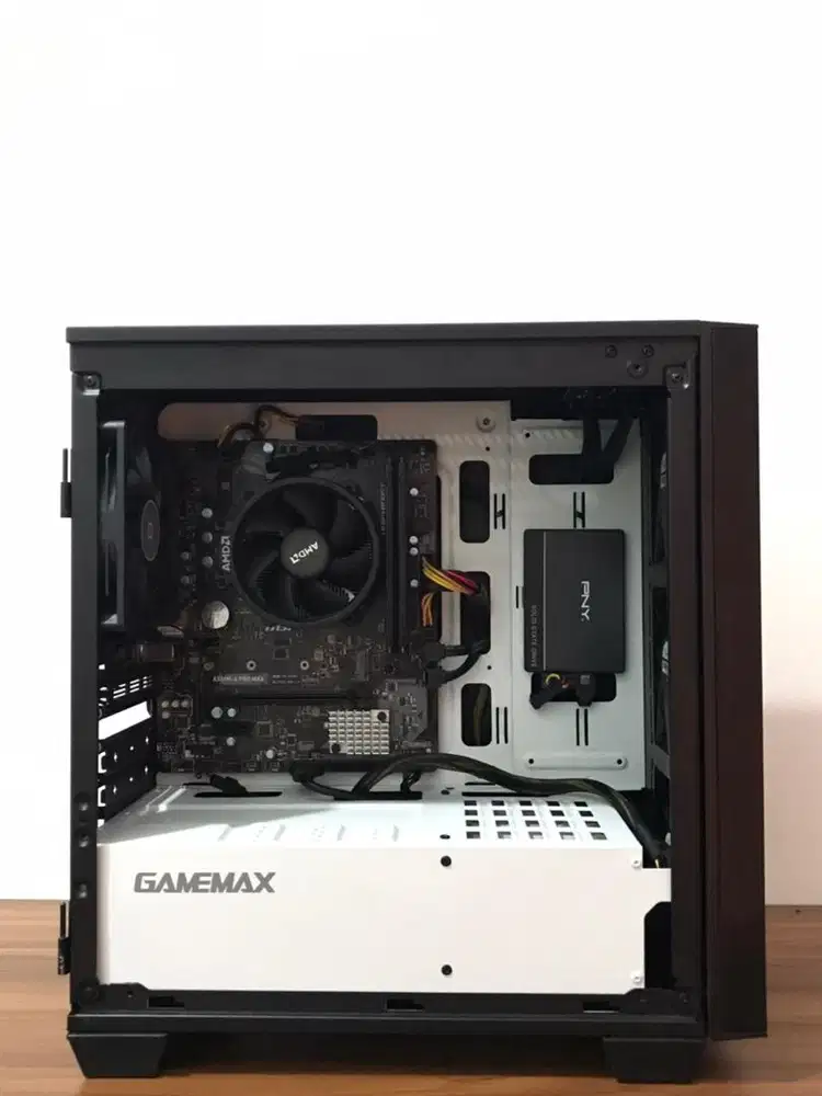 PC GAMING RYZEN 5 3400G IGPU VEGA 11 GRAPHICS 2GB