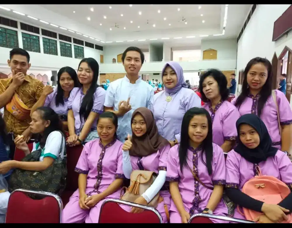 Pembantu, Perawat lansia/jompo pria dan wanita