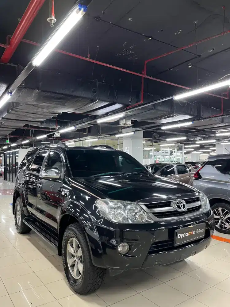 Toyota Fortuner 2.7 Lux Thn 2006 Bensin Hitam Good Condition