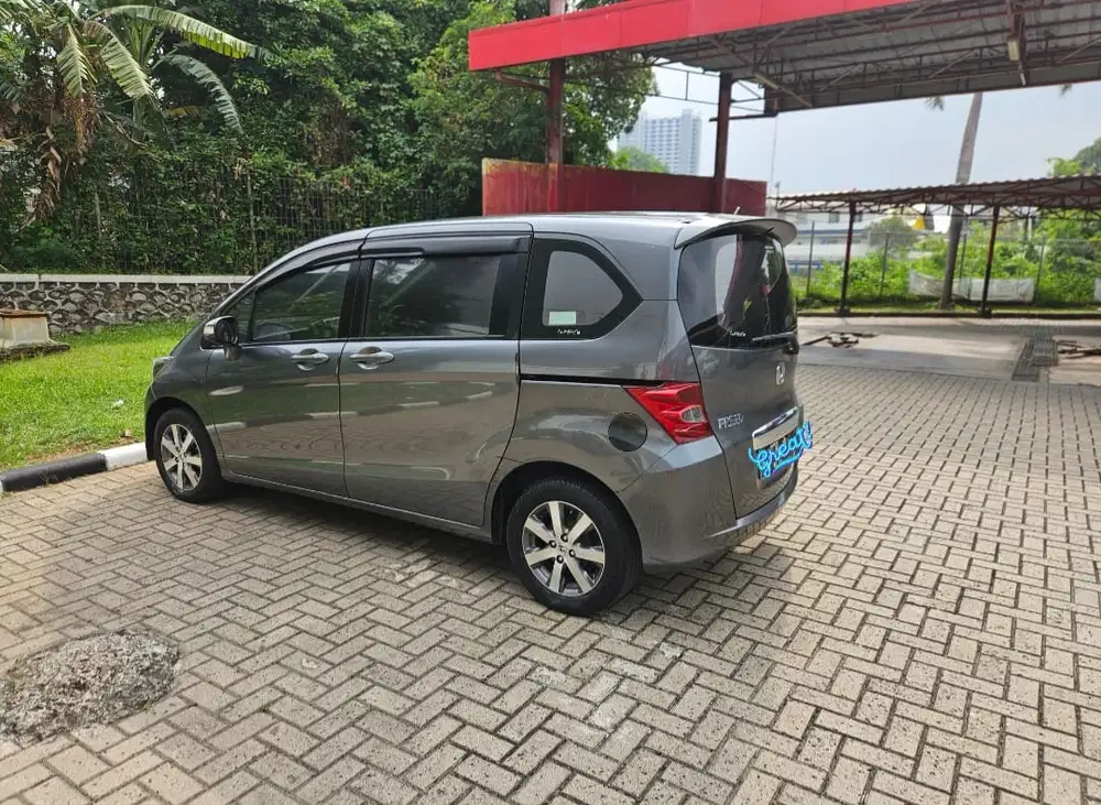 Honda Freed PSD 2010 Bensin