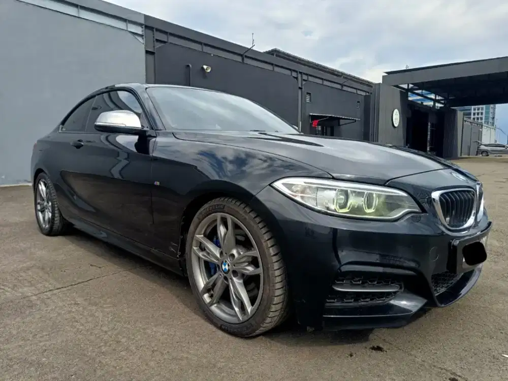 BMW M235i Coupe 2014 Black KM 33rb Good  Condition.