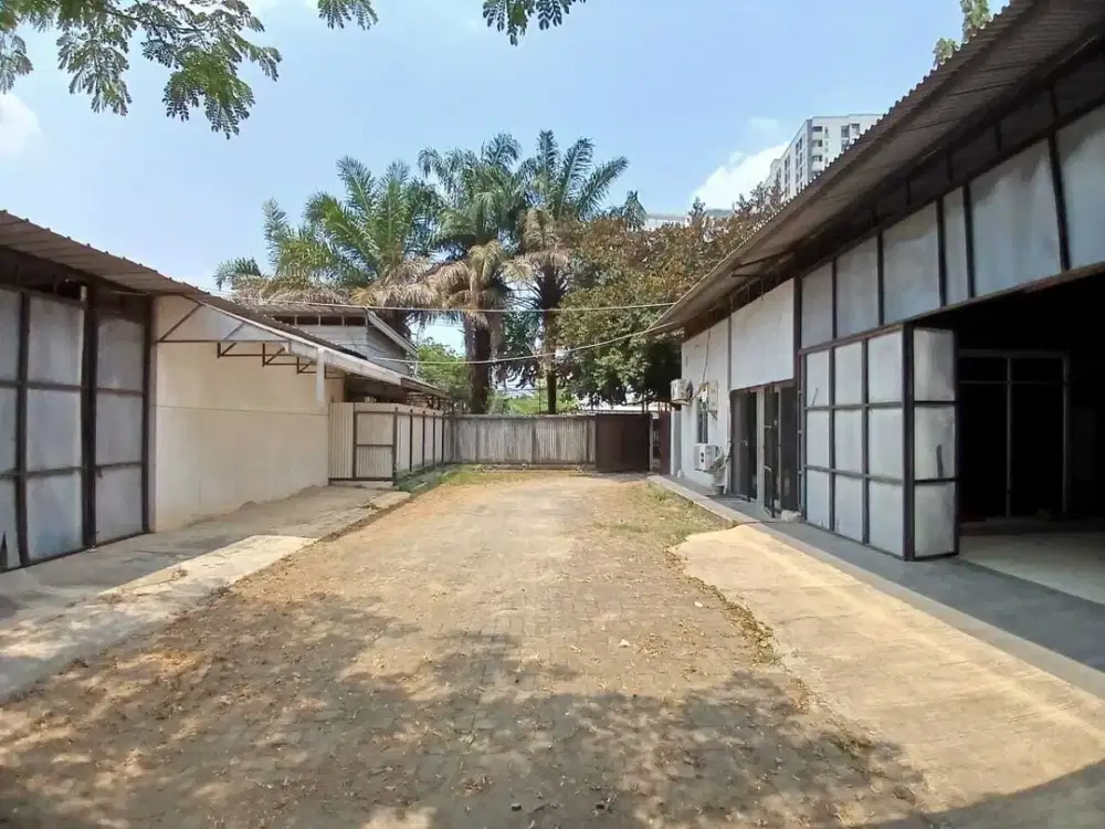 GUDANG LENGKONG GUDANG TIMUR SERPONG TANGERANG SELATAN